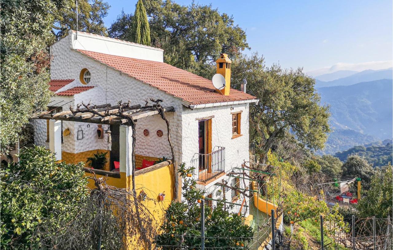 Amazing Cottage In Algatocin With Kitchen Kültér fotó